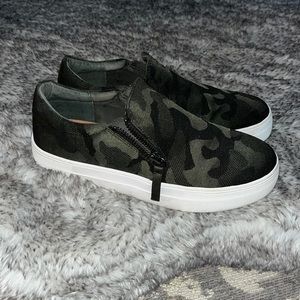 Camo slip on tennies